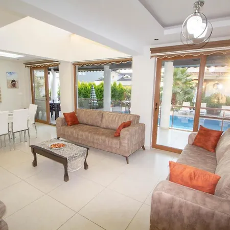 Oeluedeniz Villa Divine *
